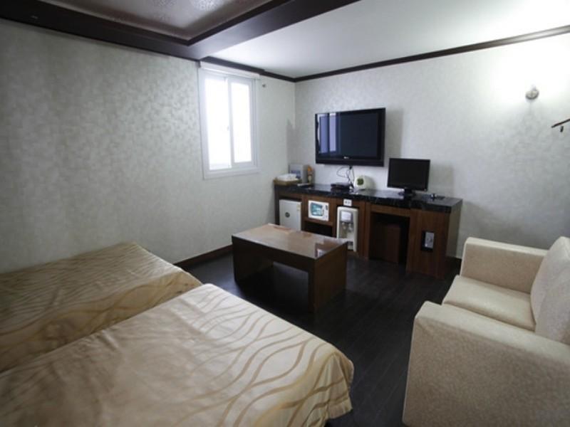 Diamond Hotel Suwon Buitenkant foto